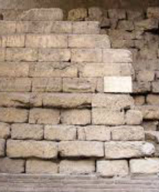 mURA_sERVIANE2.JPG